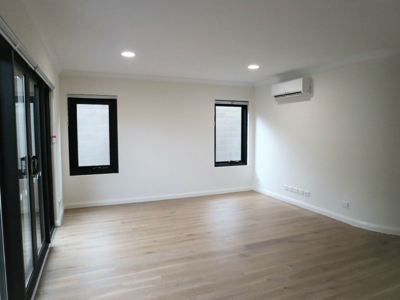 1/10 Ross Street, Kewdale WA 6105