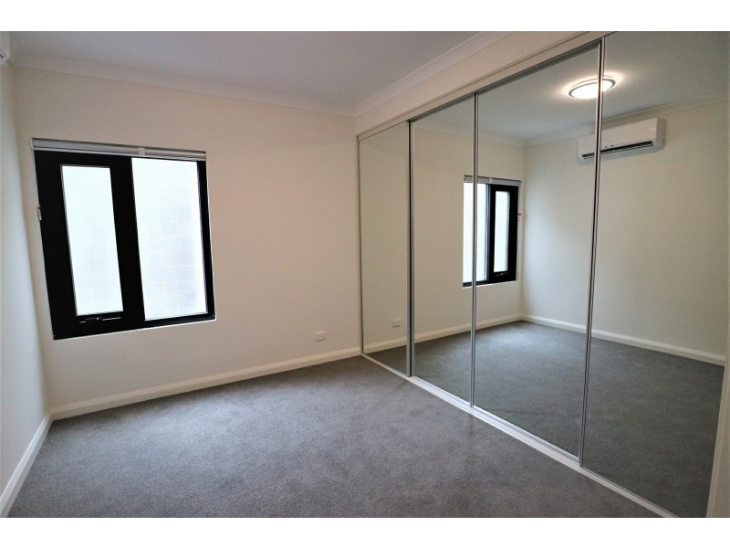 1/10 Ross Street, Kewdale WA 6105