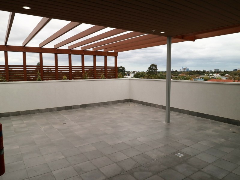 4/10 Ross Street, Kewdale WA 6105