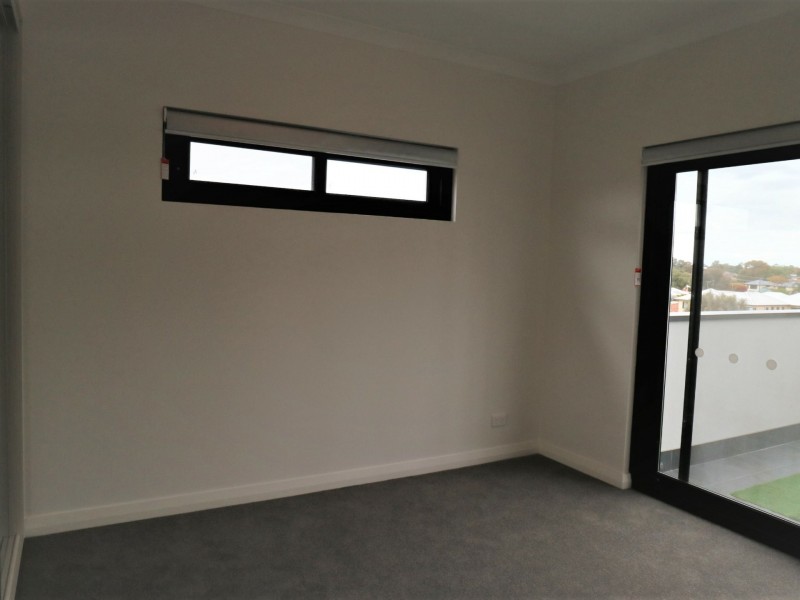 12/10 Ross Street, Kewdale WA 6105