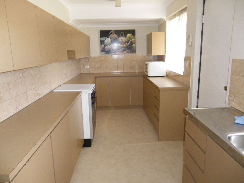 2/119 Fulham Street, Kewdale WA 6105