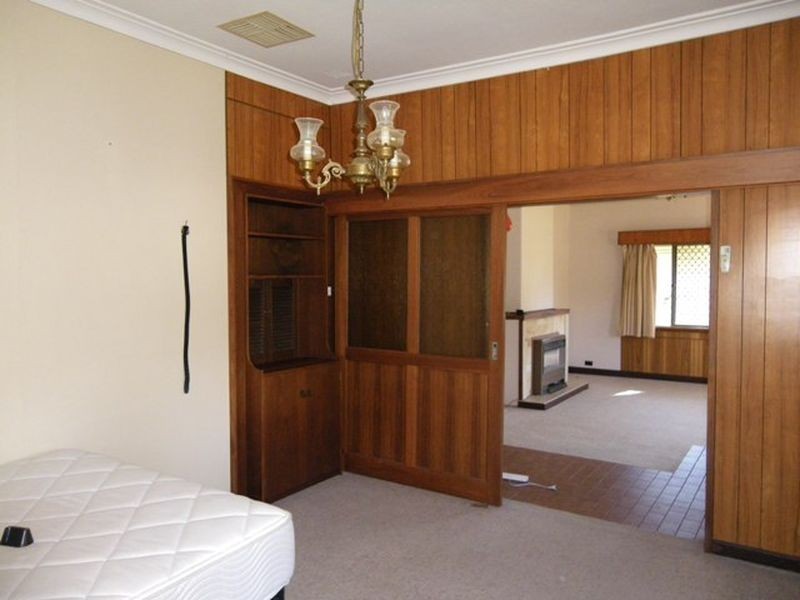 122 Gladstone Road, Rivervale WA 6103