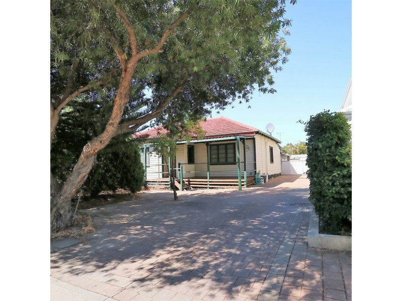 94 Surrey Road, Rivervale WA 6103