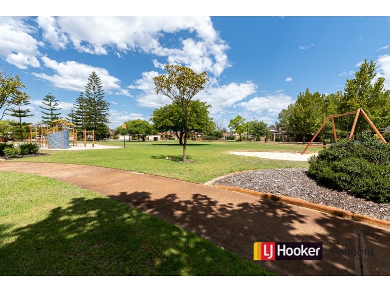 6 McEwing Road, Redcliffe WA 6104