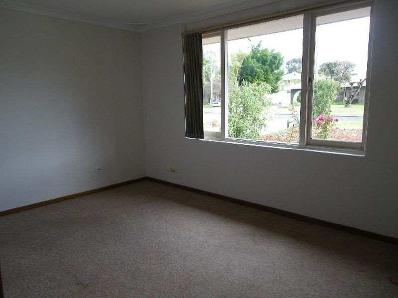 38 Mathews Place, Belmont WA 6104