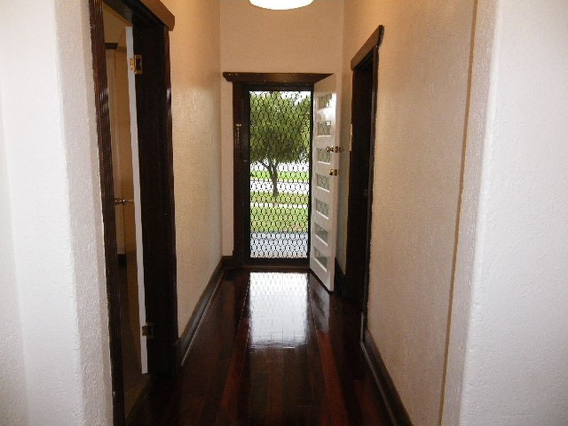 8 Fitzroy Road, Rivervale WA 6103