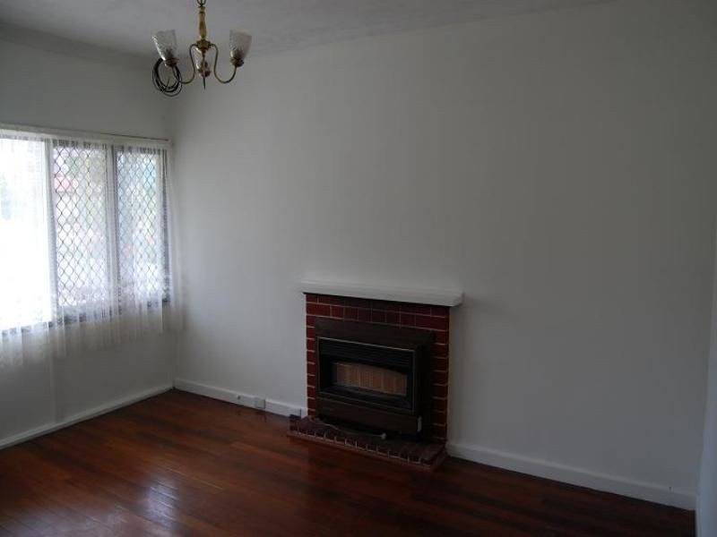 130 Williamson Avenue, Cloverdale WA 6105