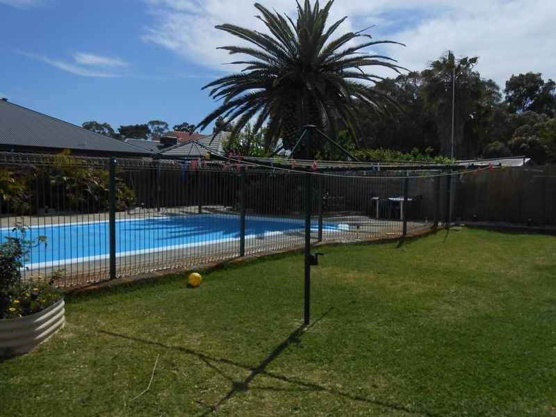 4 Jeffrey Street, Kewdale WA 6105