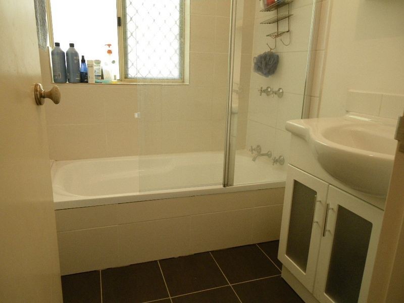 4 Dunton Place, Redcliffe WA 6104