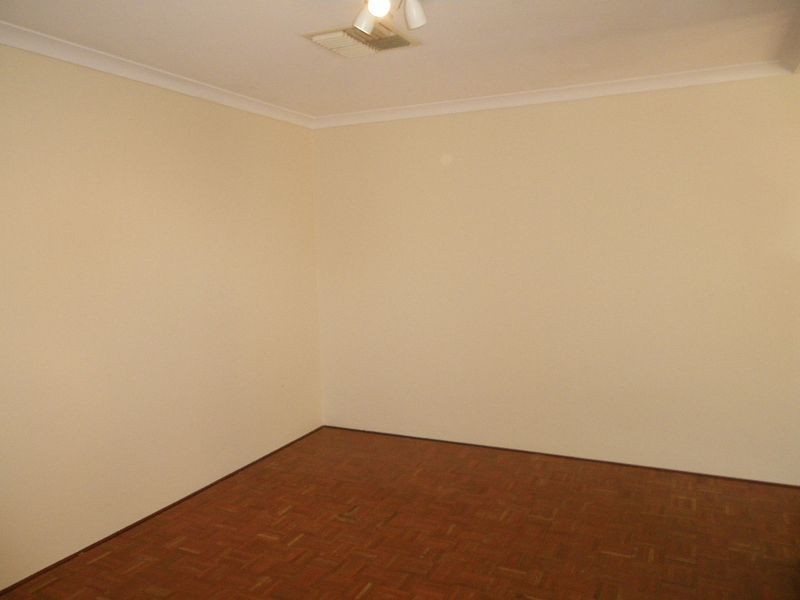 4 Dunton Place, Redcliffe WA 6104