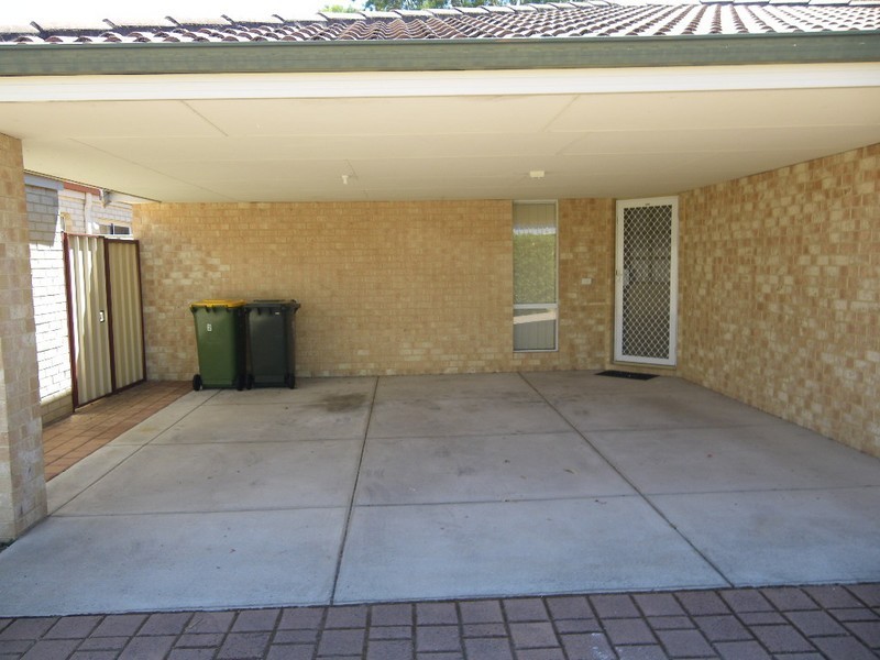 2/19 Bickley Road, Cannington WA 6107