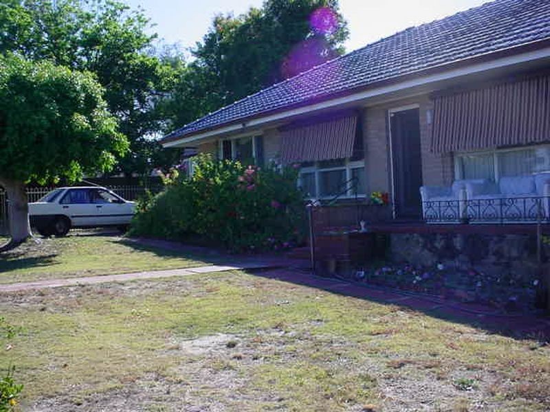 73 Alexander Road, Rivervale WA 6103