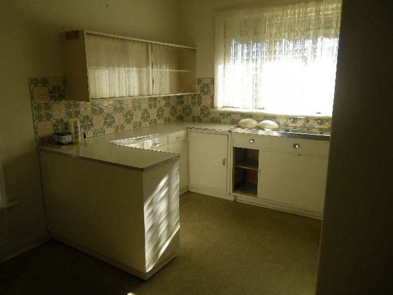 73 Alexander Road, Rivervale WA 6103