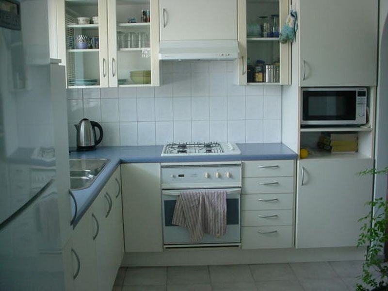 24 Dealy Close, Cannington WA 6107