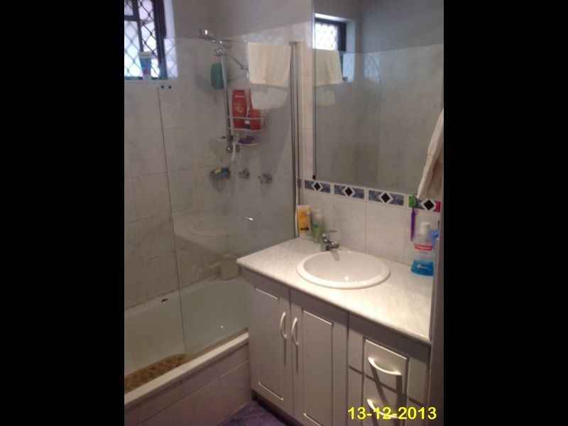 24 Dealy Close, Cannington WA 6107