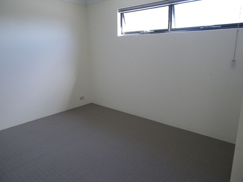 1/128 President Street, Kewdale WA 6105