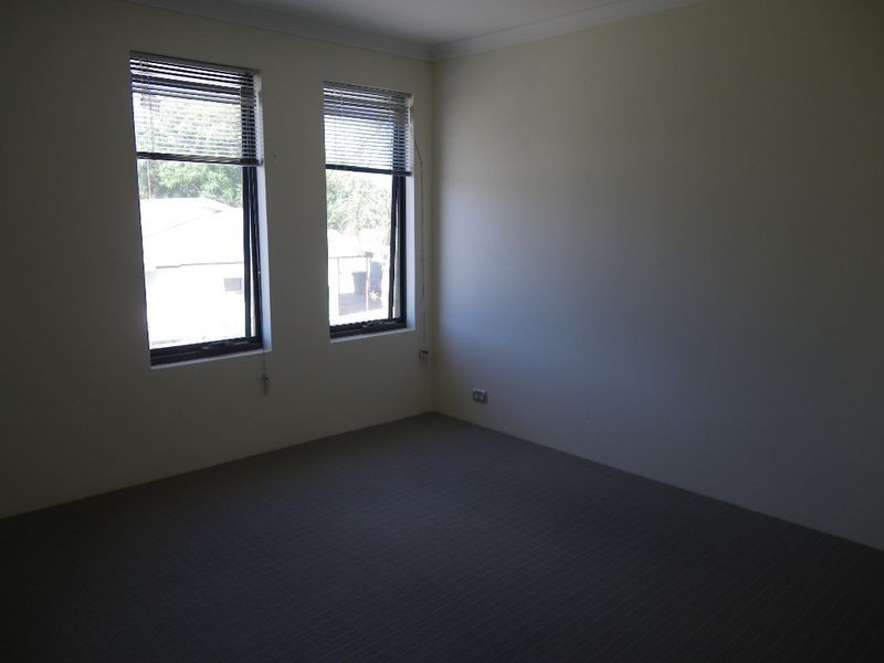 1/128 President Street, Kewdale WA 6105