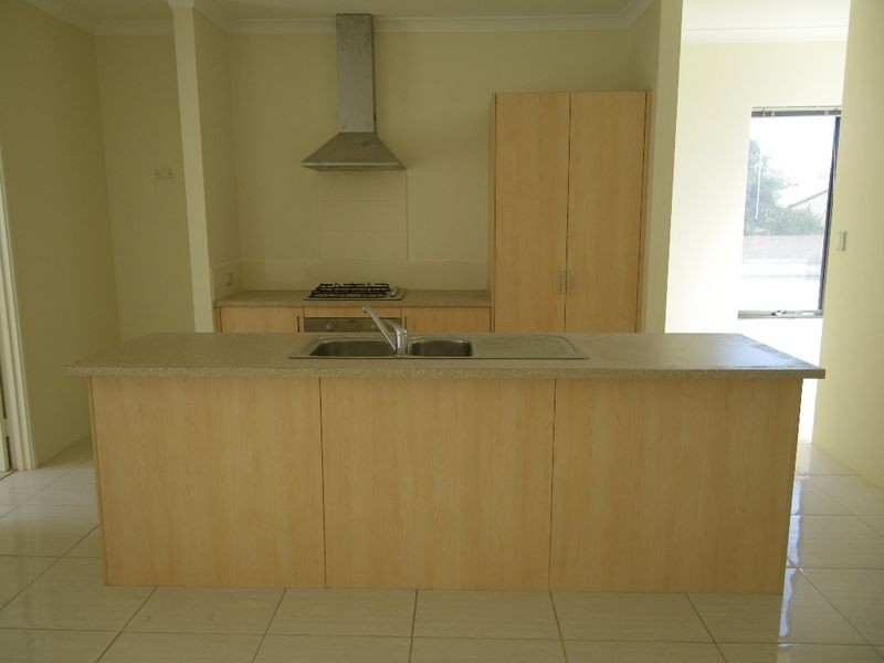 1/128 President Street, Kewdale WA 6105