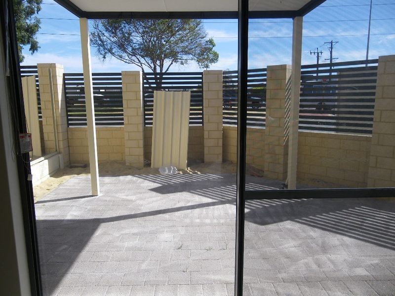 1/128 President Street, Kewdale WA 6105