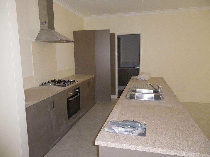 2/128 President Street, Kewdale WA 6105