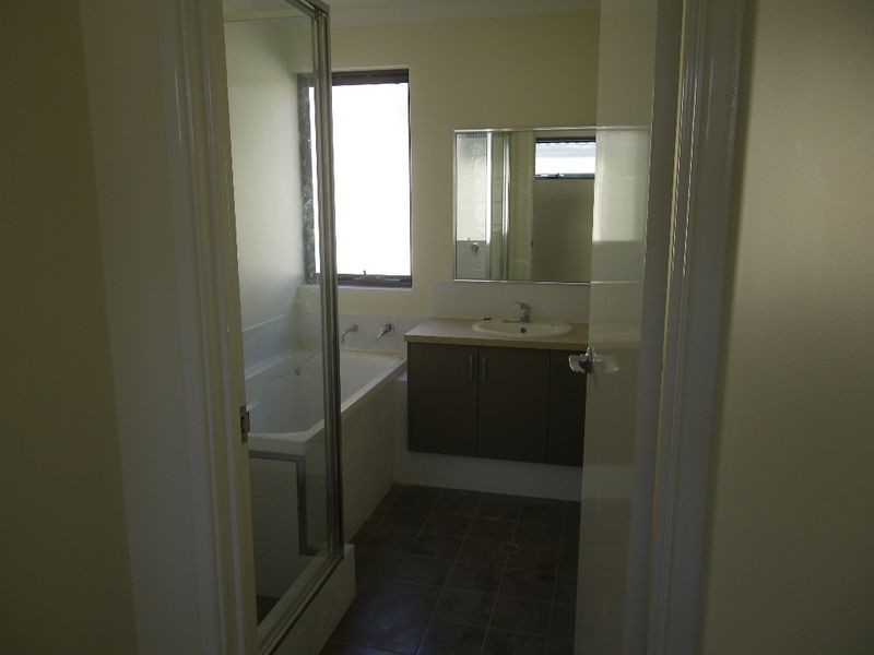 2/128 President Street, Kewdale WA 6105