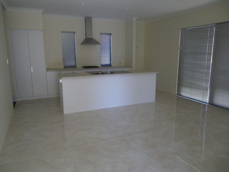 8/128 President Street, Kewdale WA 6105