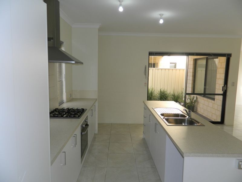 8/128 President Street, Kewdale WA 6105