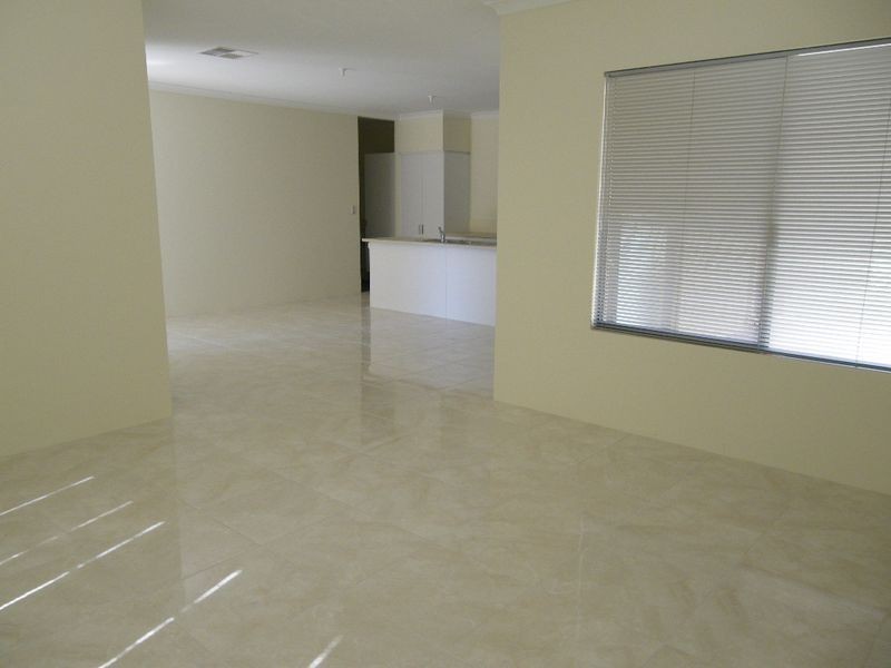 8/128 President Street, Kewdale WA 6105