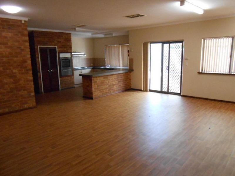 10 Lanea Court, Belmont WA 6104