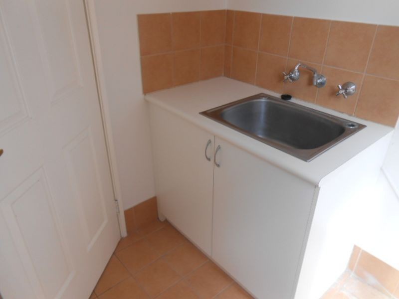 2/16 The Crescent, Redcliffe WA 6104