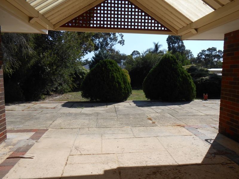 31 Barcombe Way, Gosnells WA 6110