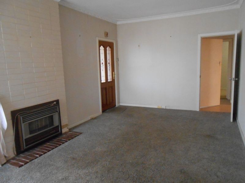 273 Fisher Street, Cloverdale WA 6105