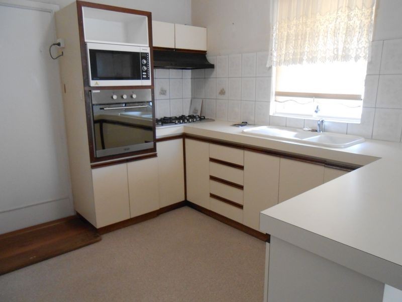 273 Fisher Street, Cloverdale WA 6105