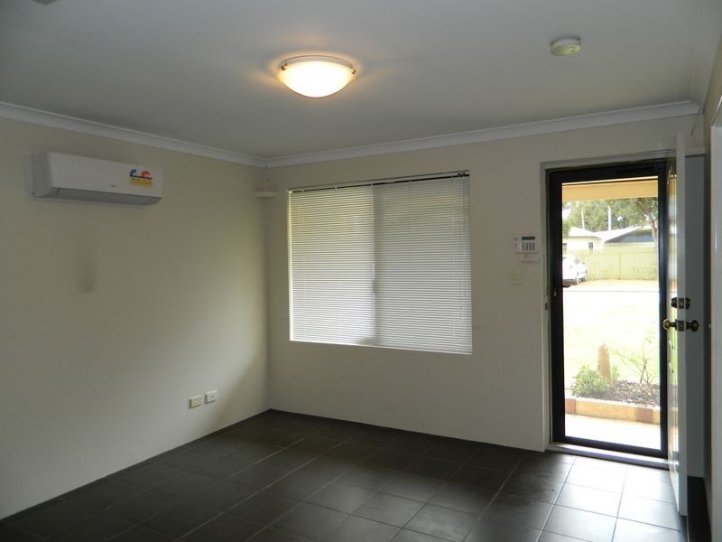 104 Boulder Avenue, Redcliffe WA 6104