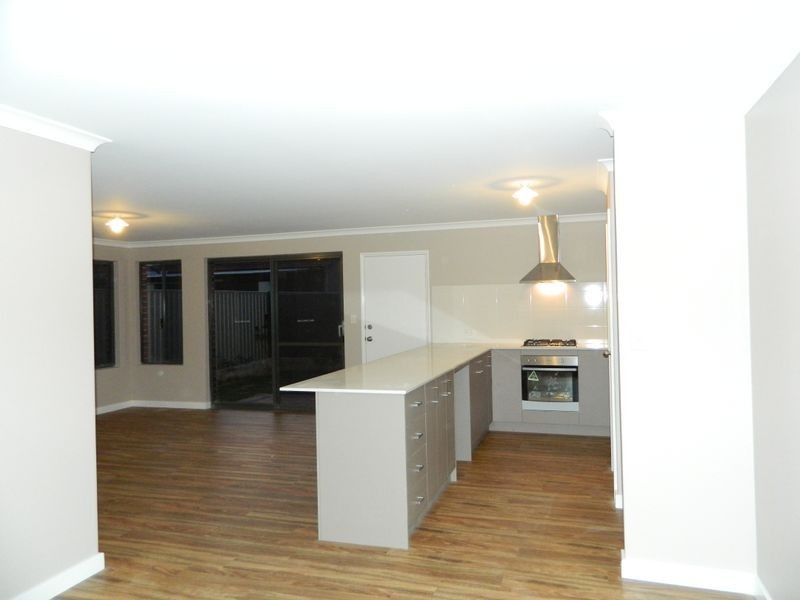 43B Saturn Street, Beckenham WA 6107