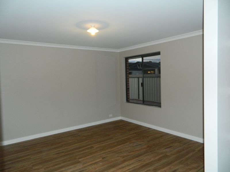 43B Saturn Street, Beckenham WA 6107
