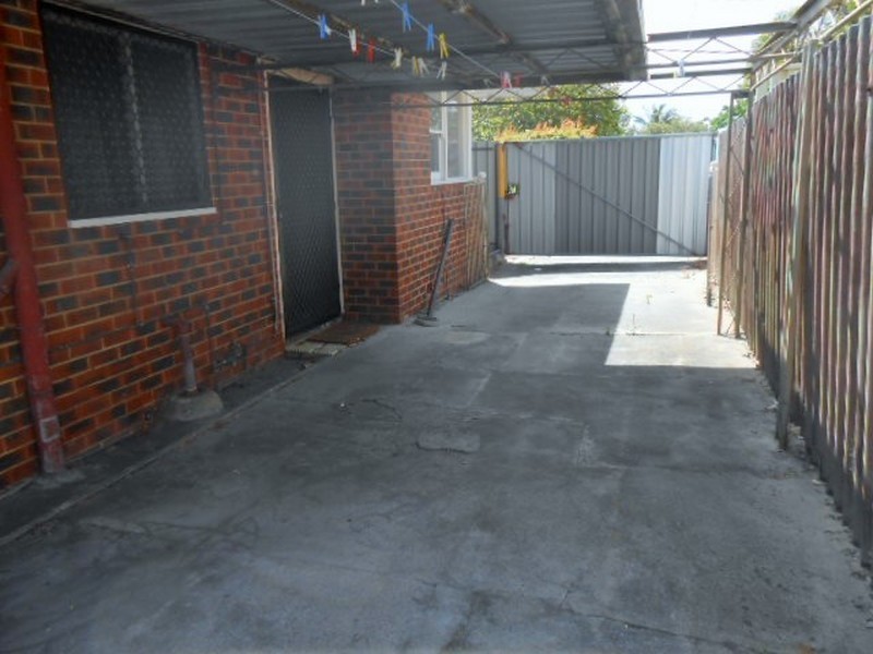 320 Fulham Street, Cloverdale WA 6105