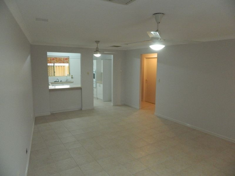 7/5 Edwards Crescent, Redcliffe WA 6104