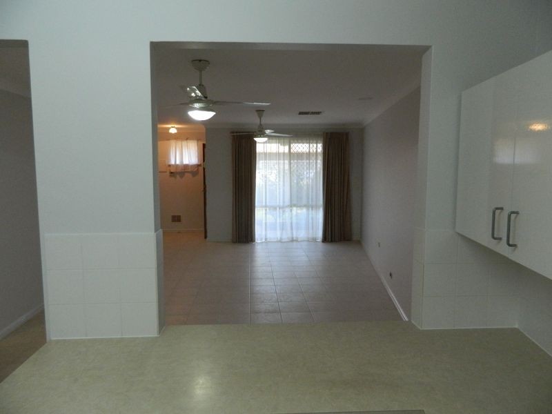 7/5 Edwards Crescent, Redcliffe WA 6104