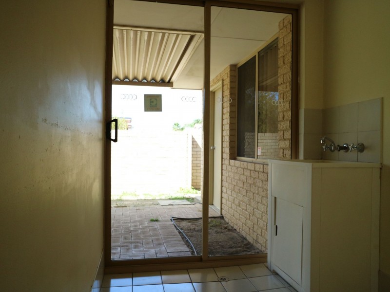 2/52 Keymer Street, Belmont WA 6104