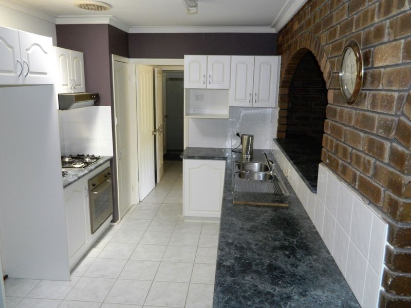 49 Yomba Street, Kewdale WA 6105