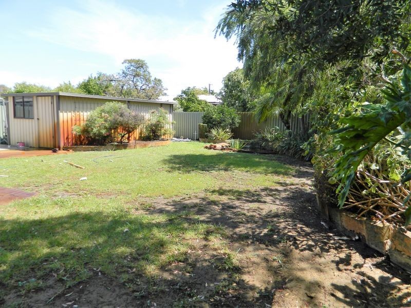 49 Yomba Street, Kewdale WA 6105