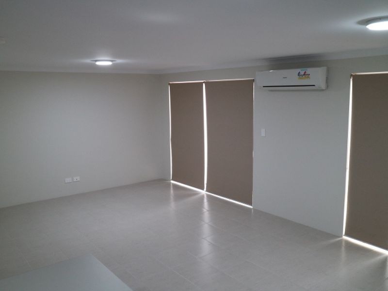 18/12 Loder Way, South Guildford WA 6055