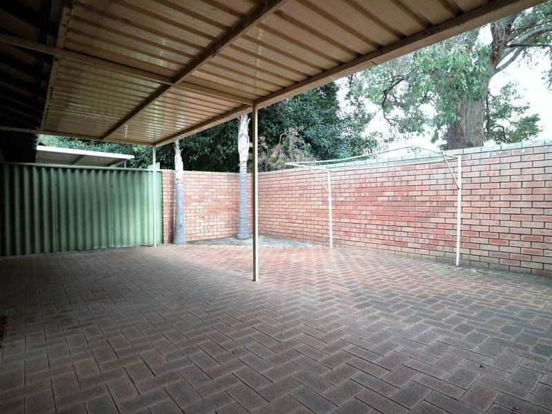Unit 1/294 Knutsford Avenue, Kewdale WA 6105