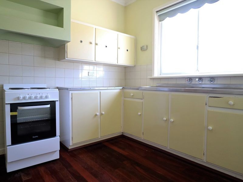 5 Beagle Place, Belmont WA 6104