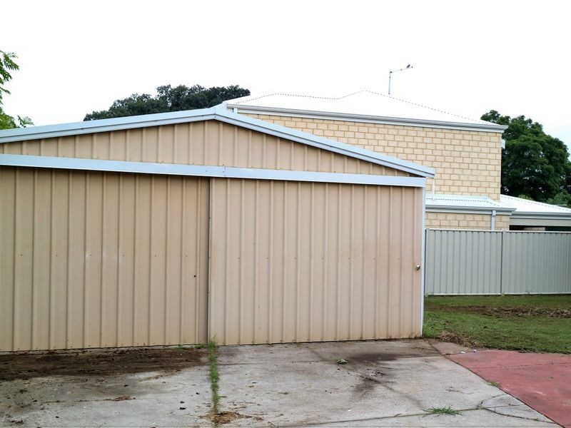 5 Beagle Place, Belmont WA 6104