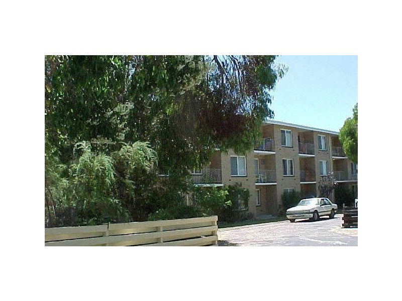 18/4 Minora Place, Rivervale WA 6103