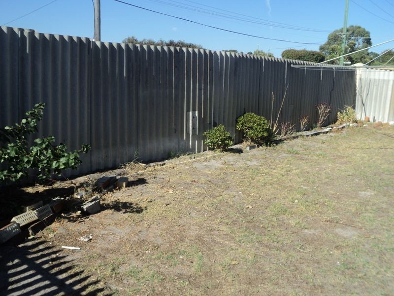 224 Fisher Street, Cloverdale WA 6105