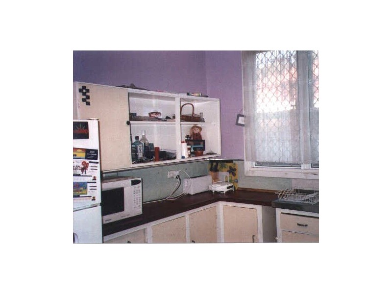 19 McGlinn Way, Cloverdale WA 6105