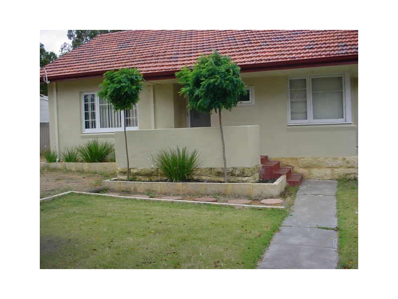 430 Berwick Street, St James WA 6102